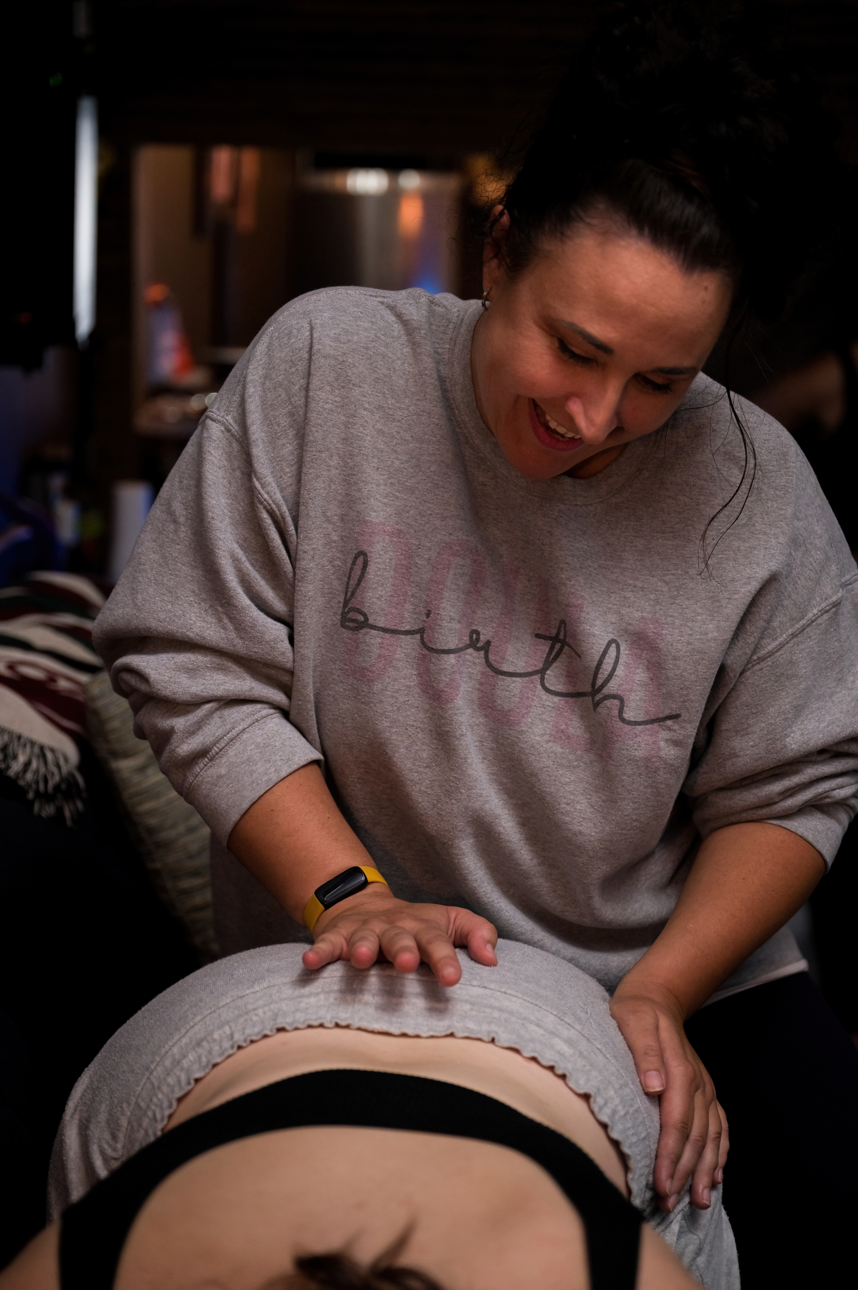 doula supporting a mother in orange county; orange county doula; orange county birth doula